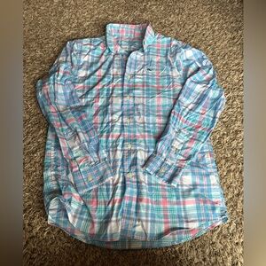 Vineyard vines performance shirt